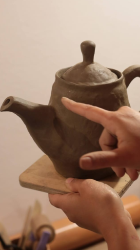 Bule em modelagem manual